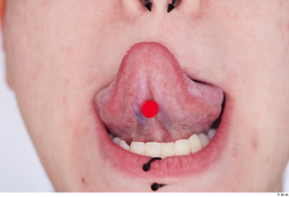 Rada tongue 0001.jpg